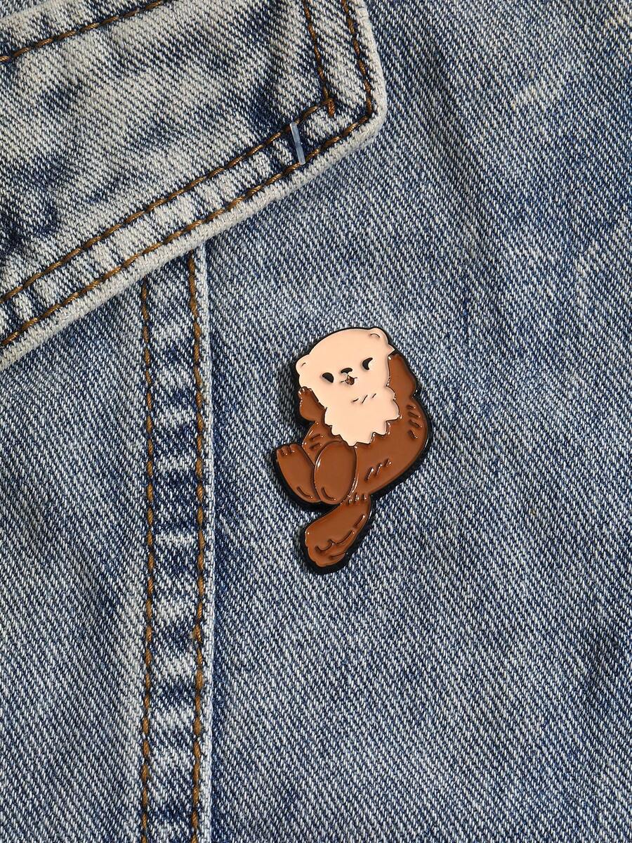 1只卡通海洋動物海獺造型金屬胸針,男女皆適用的休閒服飾徽章