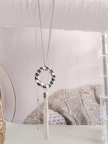 Fashionable & Versatile Women's Long Sweater Chain - Black and White - View 2