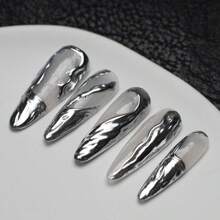 Y2K Artificial Full Cover Diy Shiny Fake Nails Set (10pcs/Bag) With Tool Kit For Women, Including Long Pointed Shape Handmade Nail Set. The Creamy White Metallic Material Plate Comes With Asymmetric Three-Dimensional Metallic Design, Suitable For Daily And Party Wear. Press On Nails Nail Supplies