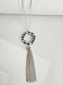 Fashionable & Versatile Women's Long Sweater Chain - Black and White - View 3