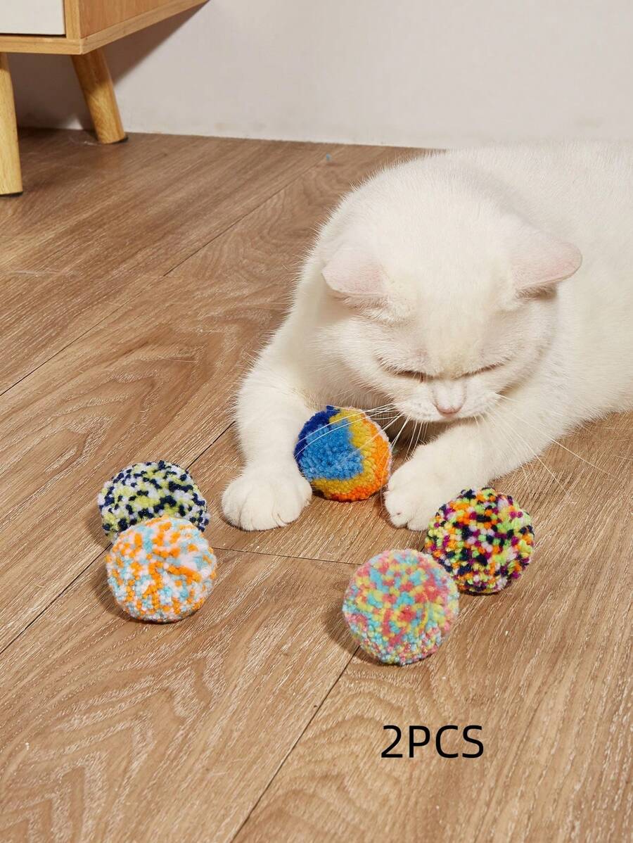 2 pièces Jouet pour chat de couleur aléatoire en peluche boule