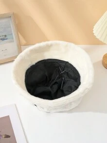 1件女童冬季保暖帽,毛茸茸和舒適