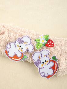 1set/2pcs Rabbit Holding Carrot & Strawberry Embroidered Patch - White - View 1
