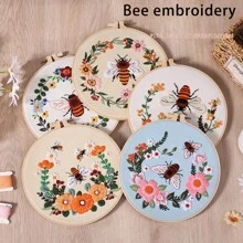 跨境新品蜜蜂刺繡花圈&卡通花材料套組,5入組包括刺繡針、刺繡線、說明書、刺繡布和20cm刺繡環,適用於家居裝飾、刺繡初學者,送禮(木質底座不包括) - 第0769章 - 查看 10