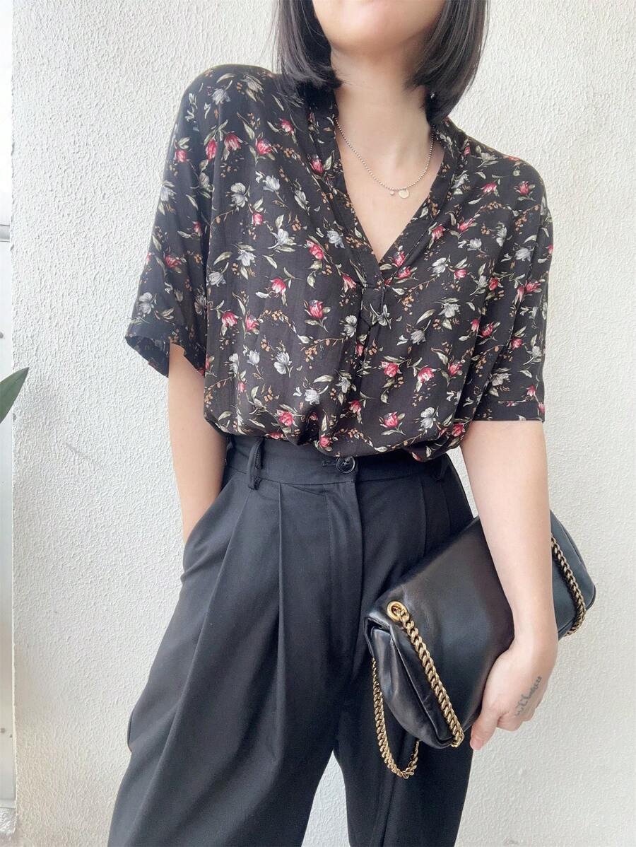 Women Blouses - 黑色 - 查看 1