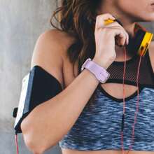 适用于 38mm、40mm、41mm、42mm、44mm、45mm、49mm、46mm 表盘的运动表带，硅胶防水表带，适用于 Series 11、10、9、8、7、6、5、4、3、2、1、SE、Ultra/Ultra2/Ultra3，男女款均有。 - 紫色 - 查看 5