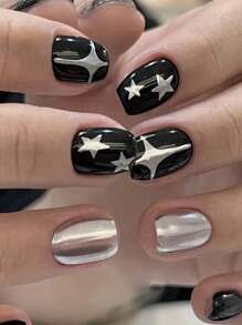 使用 24 件短矩形黑銀撞色銀星假指甲套裝升級您的指甲 - 彩色 - 查看 1