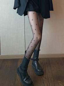 1對抗勾設計黑色蝴蝶網襪衣,適合女性