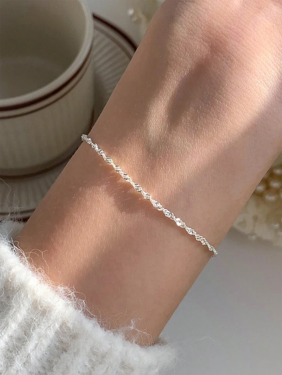 Nooxian 1個簡約的唇形設計鏈環手鍊