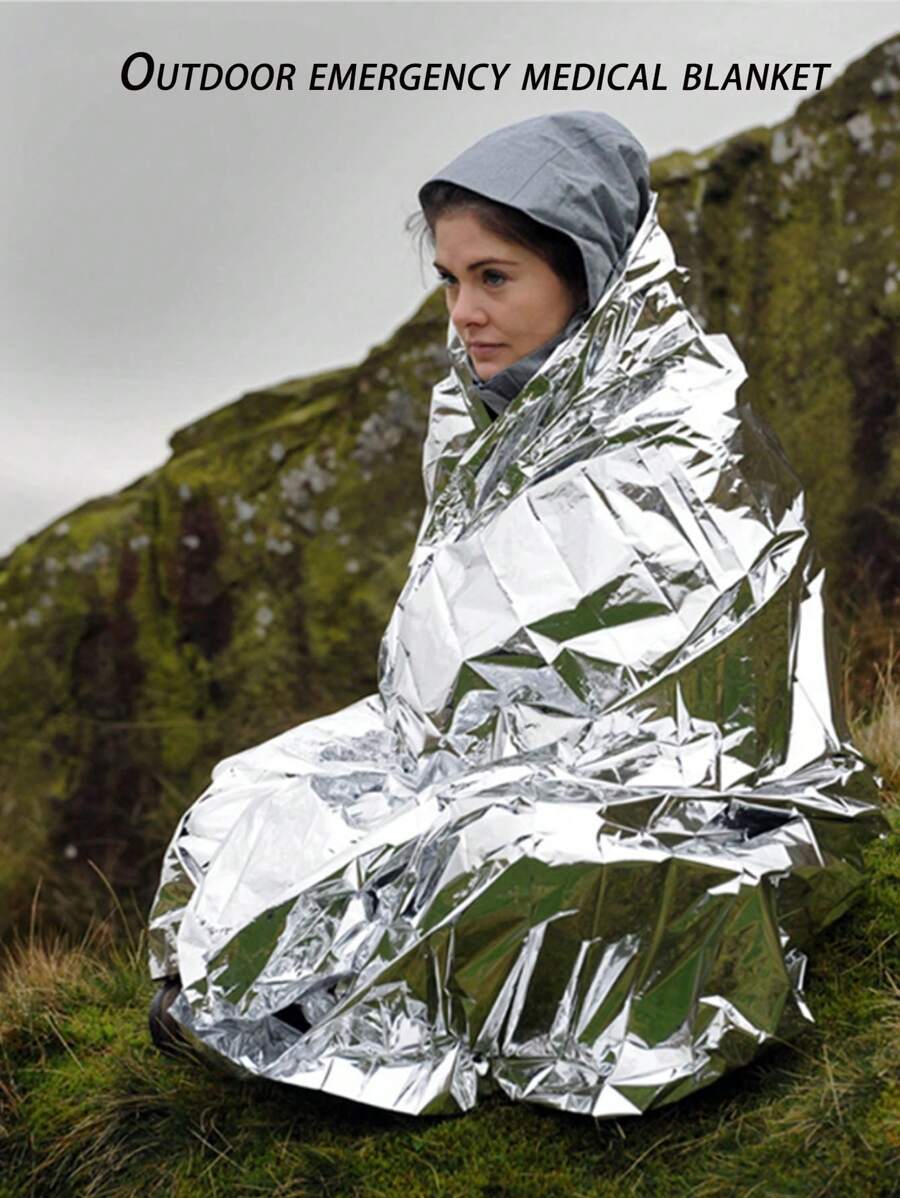 3入組緊急用聚酯膜絕緣毯,銀箔救生毯,戶外露營追蹤,或緊急救援用太空毯
