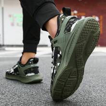 Lightweight Slip-resistant Walking Shoes Breathable Tennis Running Sneakers - Army Green - View 3