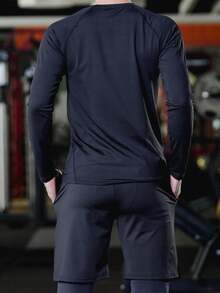 4入組男士運動t恤,2入組長袖緊身衣與2入組經典長袖衣