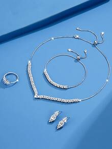 DV JEWELRY Bộ trang sức co giãn 5 món - Dây chuyền, vòng tay, hoa tai, nhẫn hở mạ vàng trắng Cubic Zirconia sang trọng, Bộ trang sức thanh lịch dành cho nữ, Quà tặng cho ngày hẹn hò, tiệc tùng, kỷ niệm, Có hộp quà tặng - Bạc - Xem 2