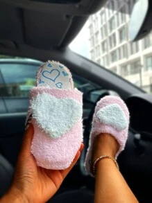 女士們喜愛的愛心形狀冬季拖鞋,靜音鞋底,可愛設計,粉色,適用於室內 - 粉色 - 查看 1