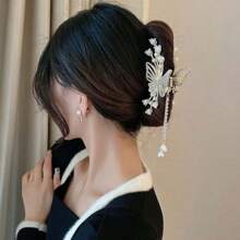 鑲嵌有鑽石,珍珠,蝴蝶和流蘇的小髮夾,女士髮飾,半扎髮款式皇家風