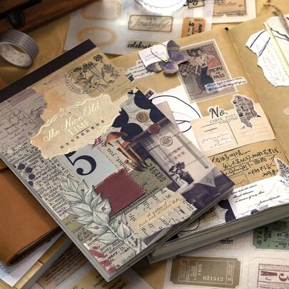 SIMNO كتاب واحد مكون من 50 ورقة كبيرة الحجم من ورق خلفية قصاصات جمالية عتيقة، بما في ذلك 30 قطعة من الملصقات و20 قطعة من ورق المواد، ومواد تزيين التخطيط الإبداعي لسجل القصاصات الشخصي، والقرطاسية المدرسية (21 سم * 14 سم)