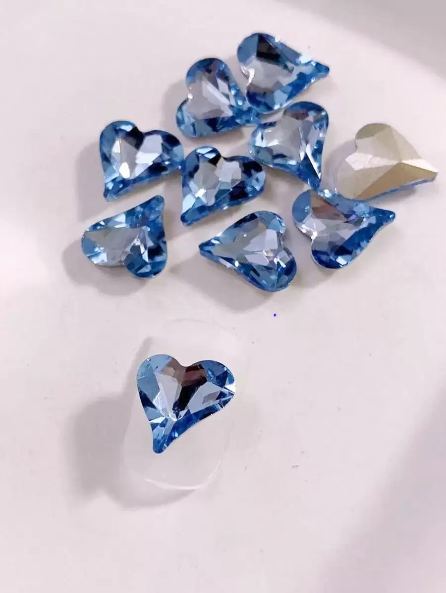 10 件立体爱心形状设计美甲装饰水钻、玻璃钻石 DIY 美甲用品、美甲饰品、美甲宝石、美甲、爱心钻石、心形钻石、心形、美甲沙龙美甲饰品美甲宝石 - 淺藍色 - 查看 1