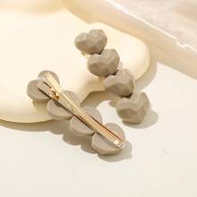 4pcs Women's Milk Tea Color 3d Heart-shaped Hair Clip For Bangs - Multicolor - View 4