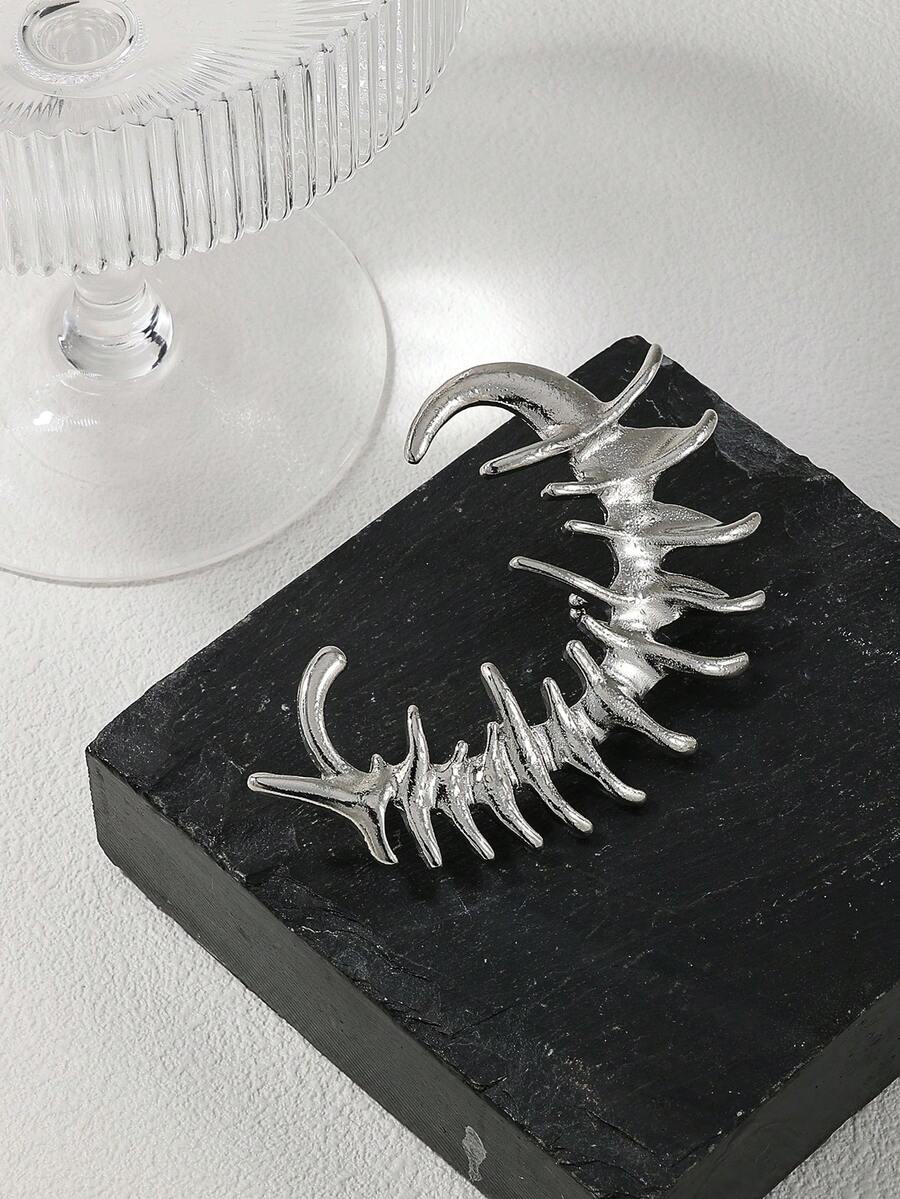 1入金屬女用耳夾,獨特設計高端耳環 - 銀色 - 查看 1