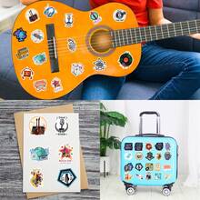 100入組音樂主題貼紙,供青少年裝飾水瓶、剪貼簿、行李箱、吉他等,防水