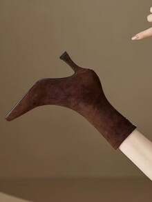 女式後拉鏈踝靴,秋冬季,棕色,法式細高跟彈性絨面尖頭細靴