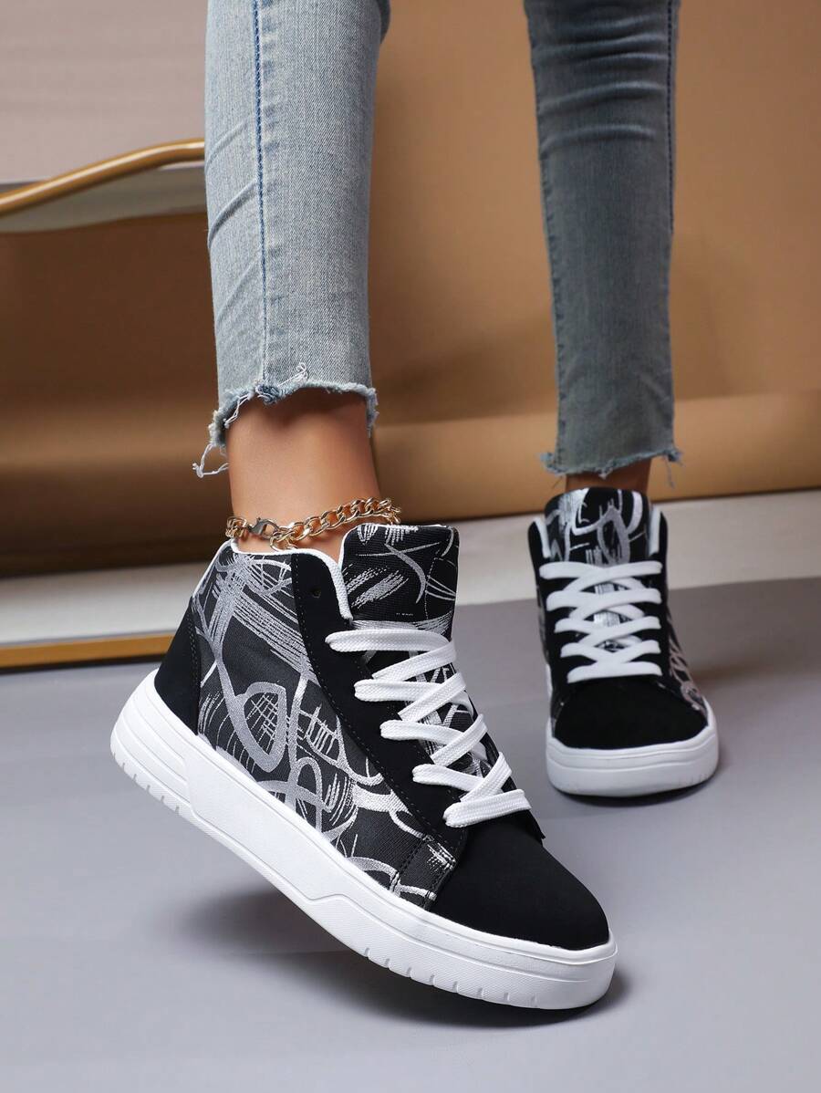 女性新式時尚酷炫休閒鞋,圓頭和綁帶高帮設計 - 黑與白 - 查看 1