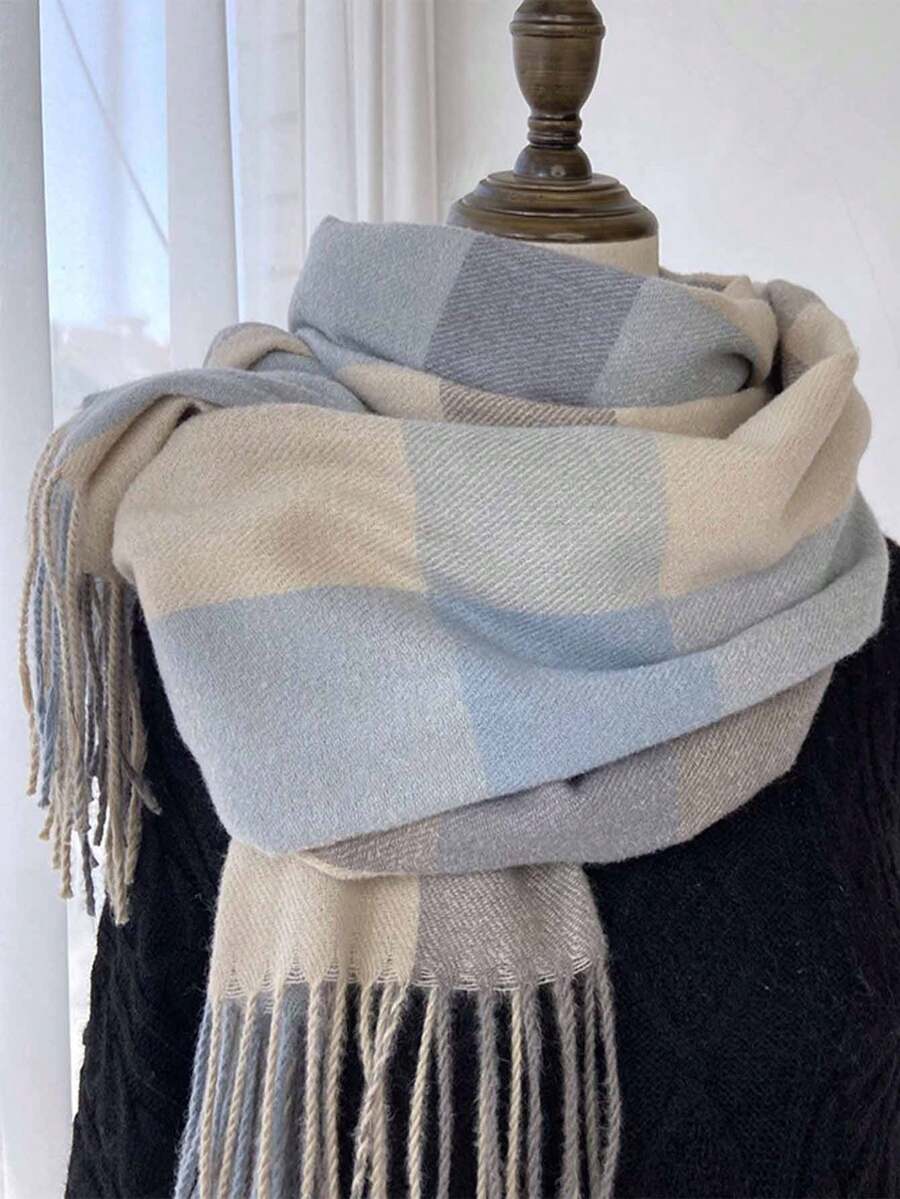 1入格子加厚圍巾女士2023新款秋冬韓版時尚仿羊絨流蘇披肩加厚保暖適用於秋冬日常外出聚會並可送給朋友