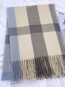 1入格子加厚圍巾女士2023新款秋冬韓版時尚仿羊絨流蘇披肩加厚保暖適用於秋冬日常外出聚會並可送給朋友