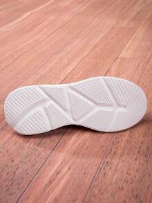 2024 Phong cách mới Của phụ nữ Khối màu In hoa Báo Thu hút chấn động Nhẹ Thời trang Giày thể thao , Rộng Đôi chân , Thoải mái , Cà phê Giày Chạy bộ , Linh hoạt Dày Đế Giải trí Giày thể thao - Màu Tím - Xem 7