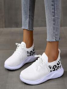 Quý cô Hợp thời Thoáng khí Dệt kim Lưới Lace-up Giày thể thao Với Đế mềm Sự bảo vệ Và Giảm xóc , Thích hợp Đối với Linh hoạt Dịp - trắng - Xem 1