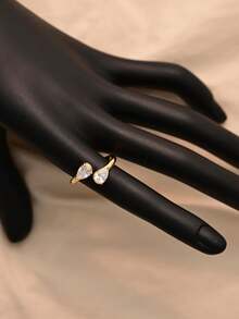 輕奢精品珠寶戒指女款水滴戒指