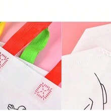 1 套包括 1 件卡通風格手持塗鴉袋和 1 套 4 支水彩筆,隨機袋式發貨 - 彩色 - 查看 4