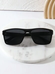 男款黑色經典旅行運動個性化時尚眼鏡一對，適合日常休閒防曬配件