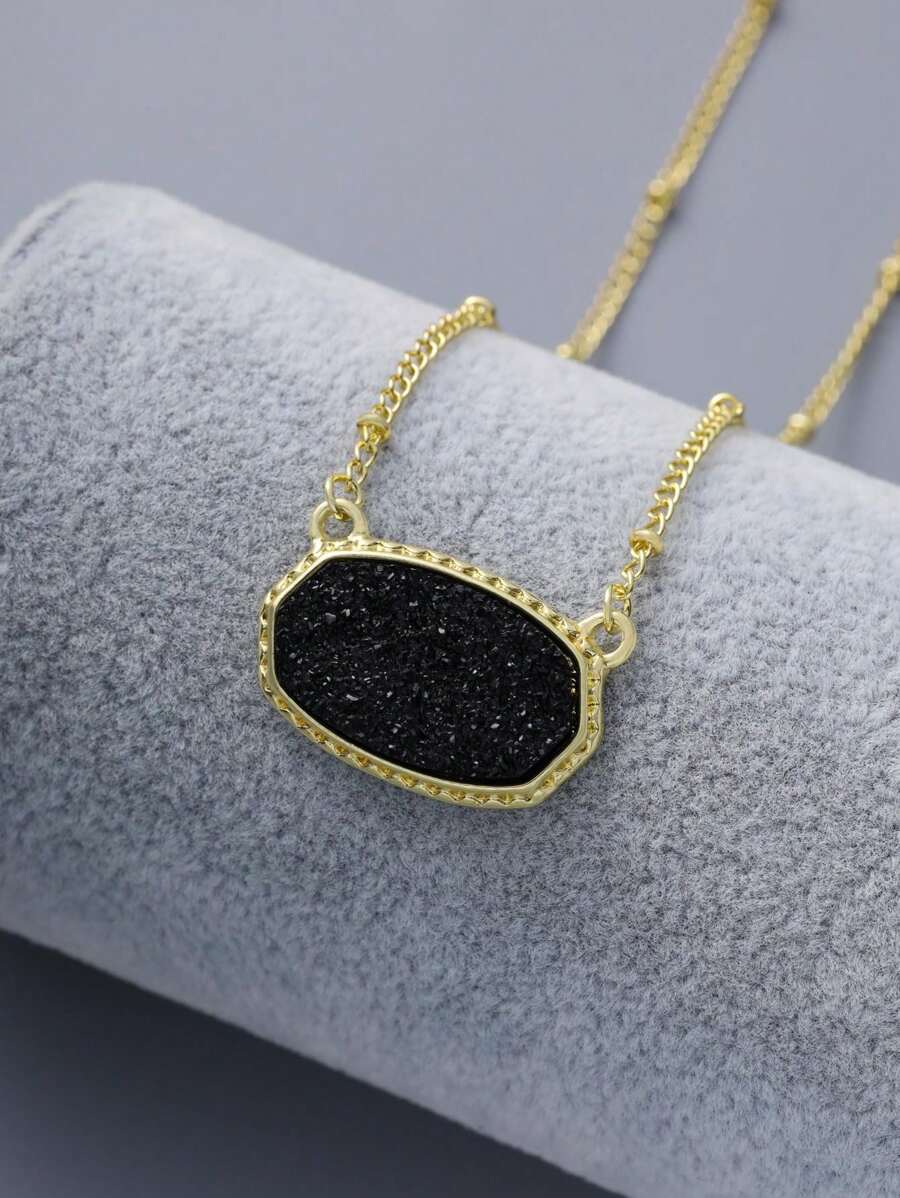 1pc Simple & Stylish Square Copper Pendant Necklace For Women To Wear On Date Or Daily Basis - Black - View 1