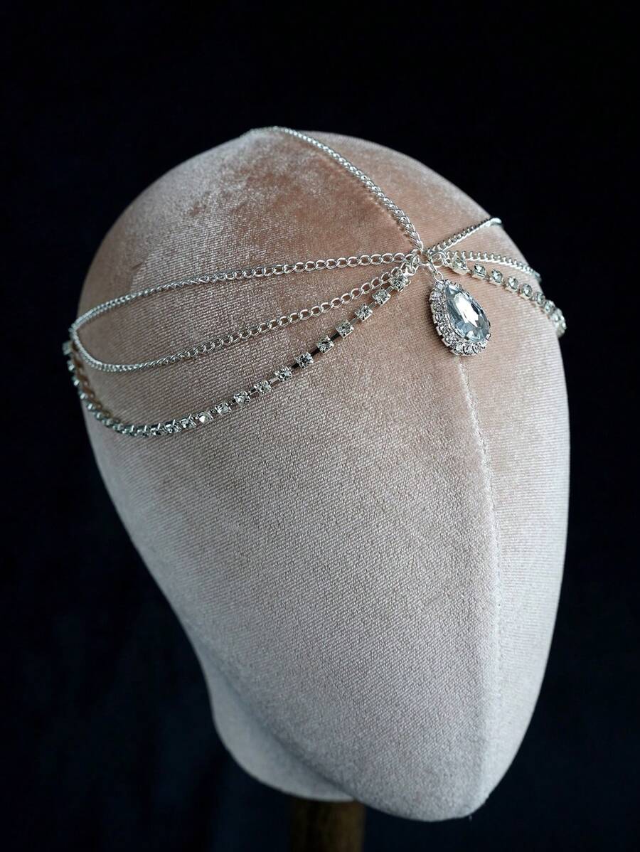 1 Elegant And Fashionable Crystal Water Drop Forehead Necklace