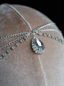 1 Elegant And Fashionable Crystal Water Drop Forehead Necklace