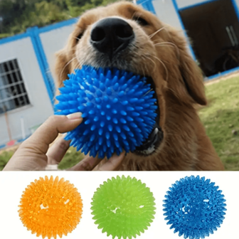 1pc Random Color Squeaking Dog Chew Ball, Rubber Teeth Cleaning Toy For Interactive Playtime