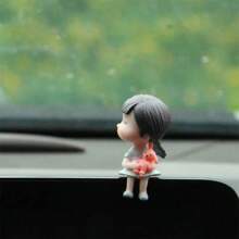 1入組可愛的卡通情侶親吻人像,是女孩的完美車輛裝飾和禮物想法!