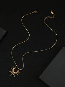 Star Pendant Necklace - star pendant - View 2