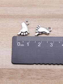 20pcs/Bag 14x10mm (0.55x0.39inch) Antique Silver Color Cute Baby Feet Charms Pendant For DIY Jewelry Making - Antique silver-20pcs - View 2