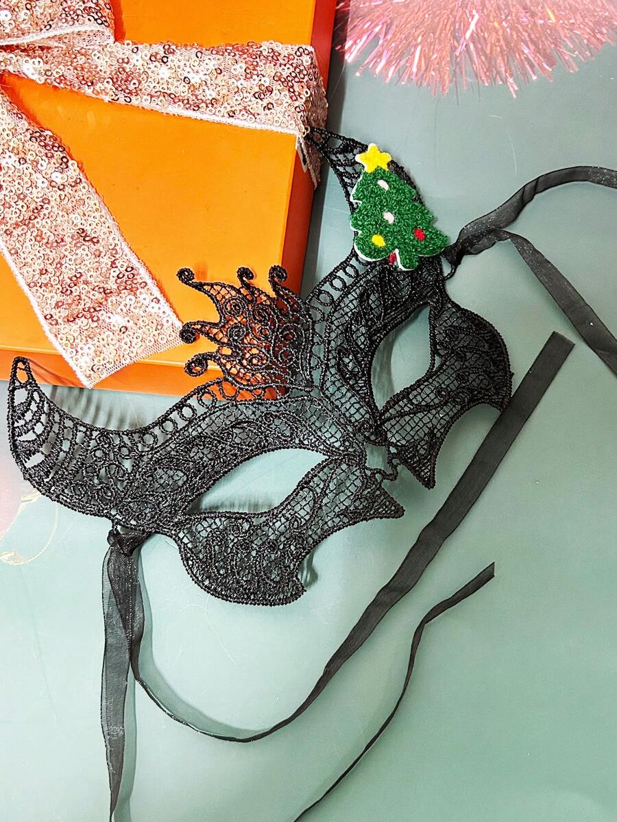 1頂聖誕帽,除了聖誕老人、糖果、雪花、鹿、花之外,還有黑色花邊口罩和面罩