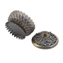 1 Stück Flachkronige Waffe Aus Vajrayana Spiritualität Lotus Sockel Räucherstäbchen Brenner Aus Legierung Mit Acht-schätze-platte Räucherstäbchen Brenner, Glückliches Tee & Räucherware Bronzener Kleiner Weihrauchbrenner Home Decoration Ornament - Bronze - Übersicht 4