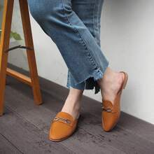 女用一腳蹬金屬扣圓頭低跟穆勒鞋,黑色/棕色/白色/駝色 Pu。經典、舒適、四季皆宜、日常穿搭。 - 棕色 - 查看 3