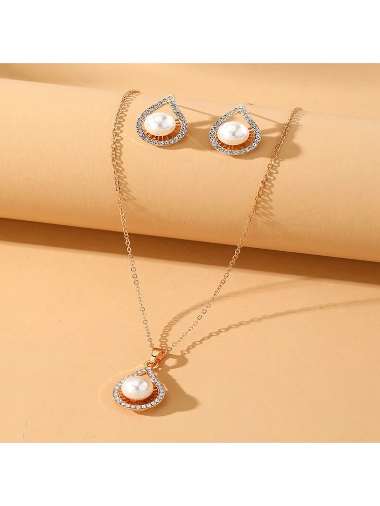 2 pezzi/Set Parure di collana con pendente a forma di stella marina e conchiglia e anello a tema marino, per l'abbigliamento da vacanza | SHEIN ALIA