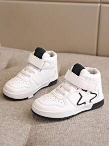 Pantofi de sport pentru aer liber pentru băieți, cu închidere cu cârlig și buclă, culoare contrastantă alb-negru, patine de gheață înalte, închidere cu cârlig și buclă elastică, perforați și respirabili, potriviti pentru toate anotimpurile