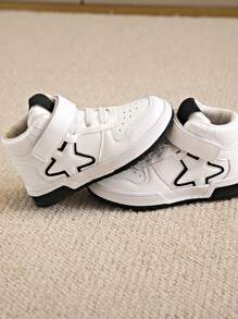 Pantofi de sport pentru aer liber pentru băieți, cu închidere cu cârlig și buclă, culoare contrastantă alb-negru, patine de gheață înalte, închidere cu cârlig și buclă elastică, perforați și respirabili, potriviti pentru toate anotimpurile