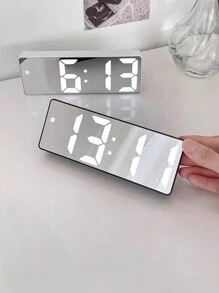1 pieza Reloj despertador de mesa con espejo LED, reloj digital de sobremesa con función de repetición, luz nocturna y carga USB, para decoración del hogar, dormitorio, oficina y vuelta al colegio