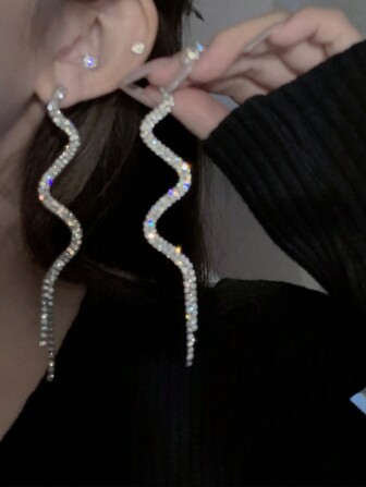 1pair Silver Color European And American Fashion Luxury Snake Shaped Full Rhinestone & Tassel Dangle Earrings Suitable For Brides To Wear At Weddings Party Tiaras Halloween