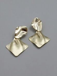 1pair European And American Exaggerate Geometric Asymmetrical Diamond Shaped Metal Pleats Design Earrings Suitable For Women's Party, Dating, Travel, Daily Wear - Gold - View 7
