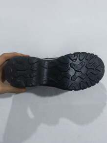 大尺碼女款氣墊徒步鞋,休閒輕便運動登山鞋